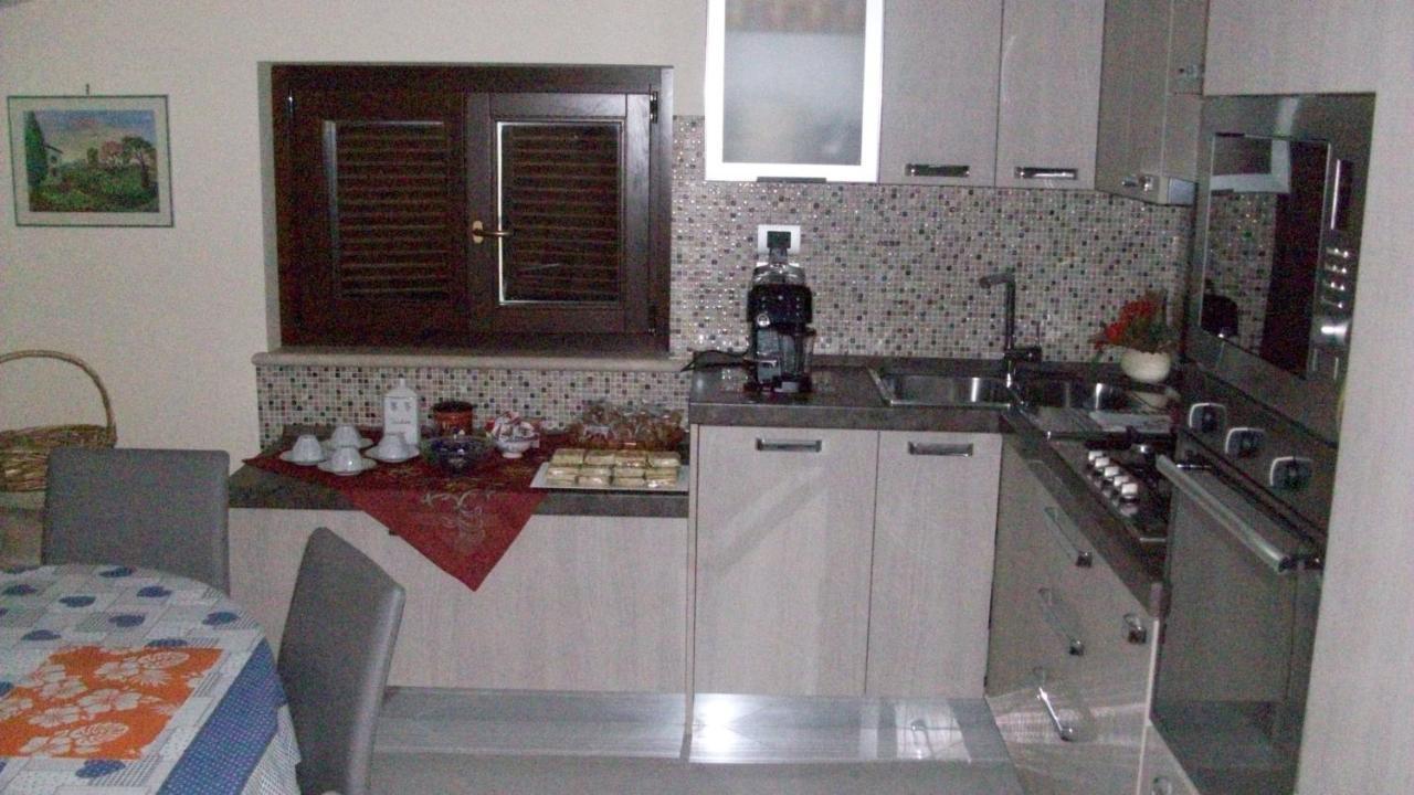 Il Giardino Degli Ulivi Bed & Breakfast Canneto  Exterior photo