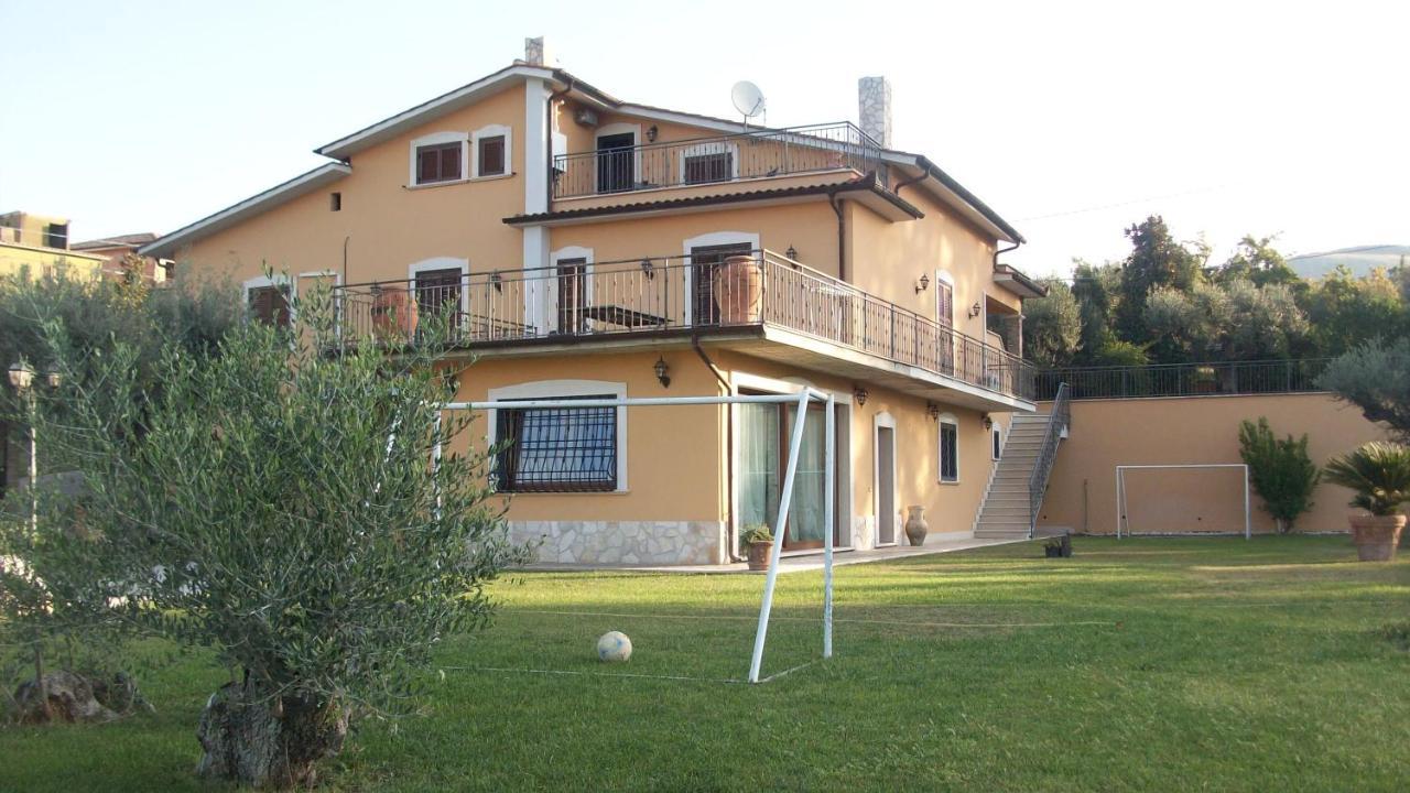 Il Giardino Degli Ulivi Bed & Breakfast Canneto  Exterior photo